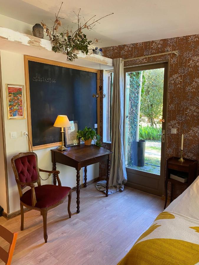 Bed And B Les Truffieres Bed & Breakfast Tremolat Exterior photo